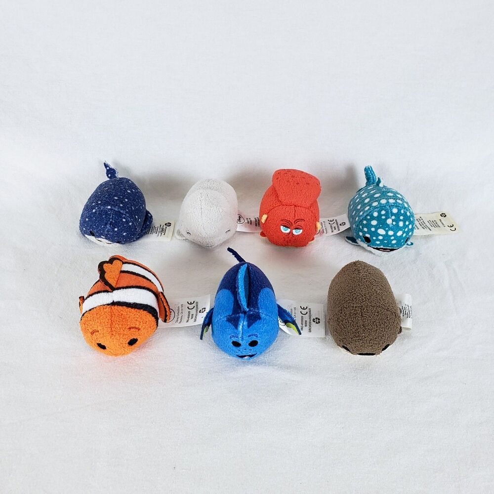 Disney Tsum Tsum Plush Lot - Finding Nemo / Dory Fish Shark Otter Beluga Whale